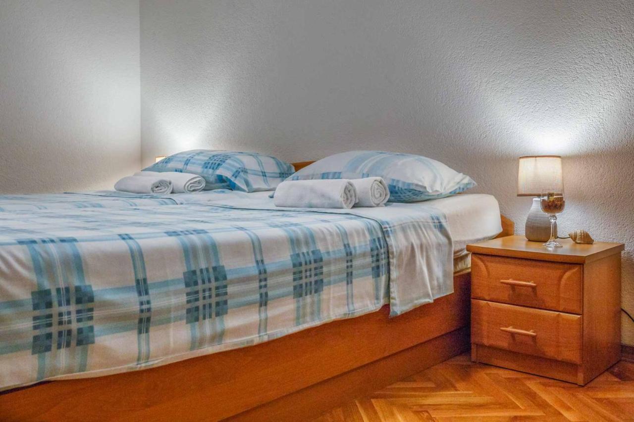 Apartman Mauro Malinska Esterno foto