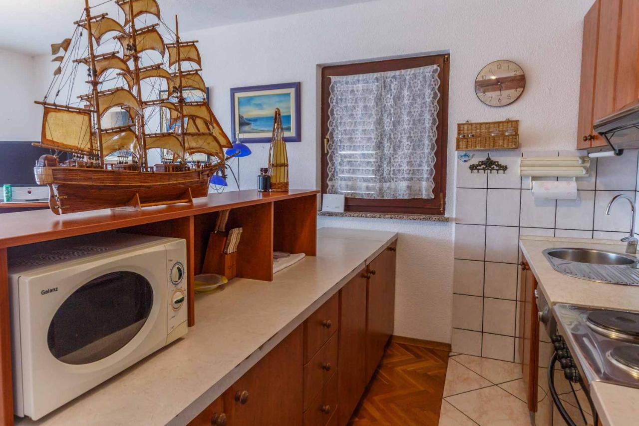 Apartman Mauro Malinska Esterno foto